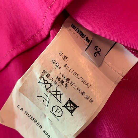 Valentino silk blouse in fuchsia - Picture 3 of 3